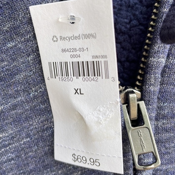 Gap NWT Fleece Sweatshirt - Picture 2 of 4